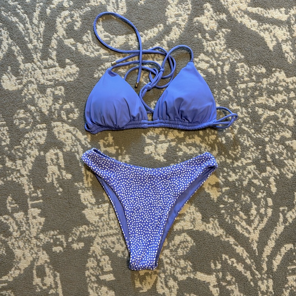 BUFFBUNNY BIKINI NWOT